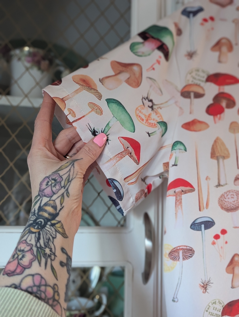🍄✨ Men's SS Whimsy Mushroom Shirt Multicolor Shroom Cottagecore Top Forestcore - Picture 3 of 5